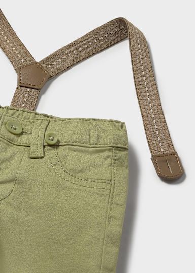 Pantaloni con bretelle