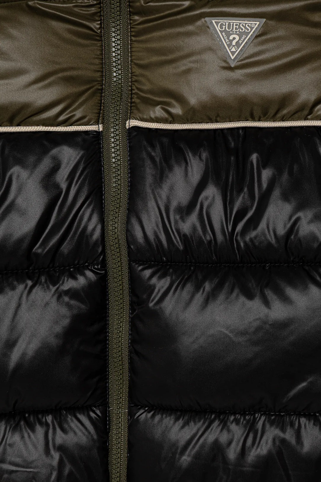 Giubbotto Guess modello bomber