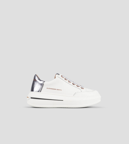Lancaster Woman White Light Avio