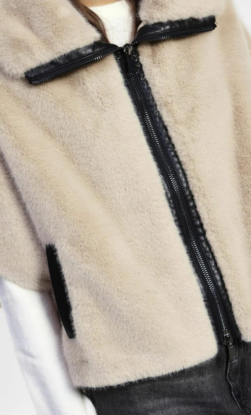 Eco-fur con zip e collo ampio dixie